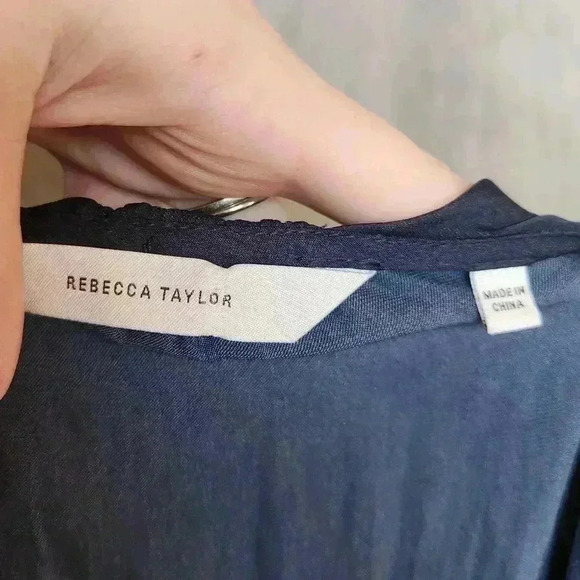 Rebecca Taylor The Neck Sateen Blouse Navy Blue Size Small Women’s - Picture 8 of 8